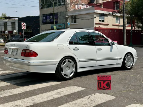 Mercedes-Benz Clase E 3.2 320 Elegance Mt