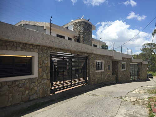 Venta De Casa En San Antonio De Los Altos Sector Oro Las Minas 