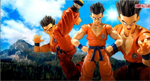 Muñeca Yamcha Dragon Ball Goku Shf Figuarts con figura de Bandai