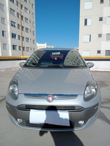 Imagem 2 de 15 de Fiat Punto 2016 1.6 16v Essence Flex Dualogic 5p