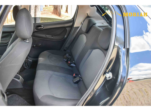 Peugeot 207 1.4 ACTIVE 8V FLEX 4P MANUAL