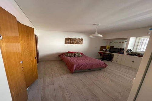 Imagen 25 de 30 de Excelente Casa Desarrollada En 3 Plantas | Muy Buena Ubicación