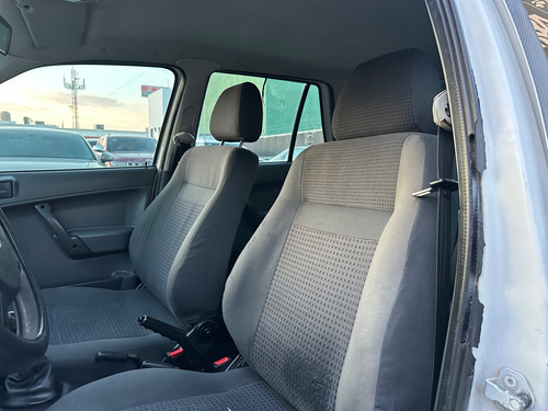 Volkswagen Pointer 1.6 City Plus Mt