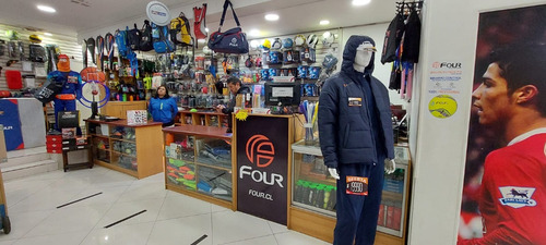 Local Excelente Ubicación A Pasos De Av. Alameda