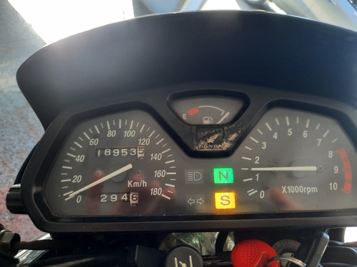 Imagen 12 de 12 de Honda Falcon 400
