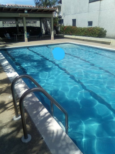 En Venta Casa O Town House Higuerote, Conj. Resid. Palma Real, Parcela B-2, Urb. Zona Del Este Y Caño Aguasal