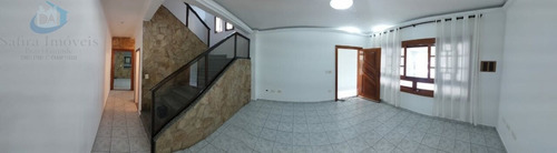 Imagem 2 de 15 de Excelente Oportunidade!!! Sobrado Com 3 Quartos, Sendo 1 Suíte, Cômodos Amplos Na Guilhermina. - Si1773