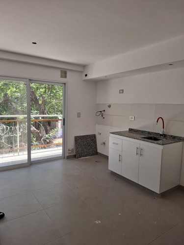 A Estrenar - Alvear 4800