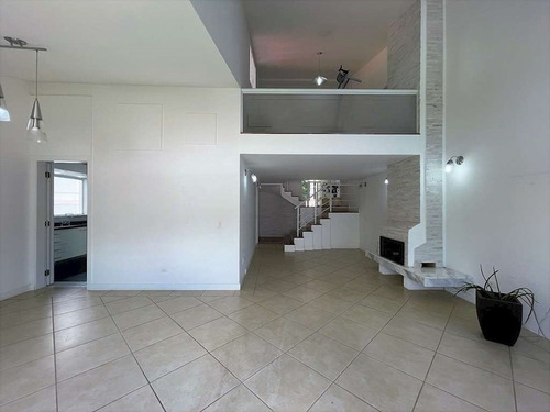 Imagem 21 de 30 de Cond. Jd Amanda (fazendinha). 3d(2sts). 3 Lareiras, Piscina, Anexo Gourmet! - 1932