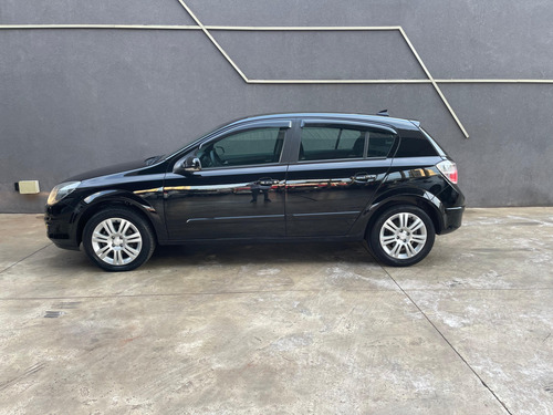 Chevrolet Vectra 2.0 MPFI GT HATCH 8V FLEX 4P MANUAL