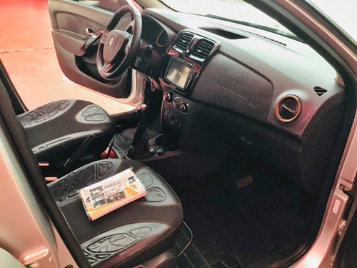 Renault Sandero 1.6 Financiamento 100%