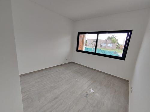 Imagen 8 de 12 de Casa Pilar Del Este San Ramiro