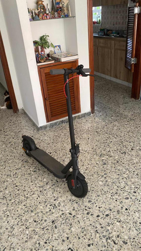 Patineta Eléctrica Marca Xiaomi