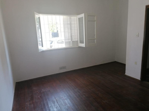 Imagen 2 de 15 de Casa - Sur