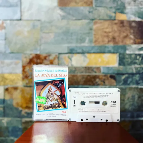 Cassette Banda Sonora De La Película La Joya Del Nilo Cuotas sin interés