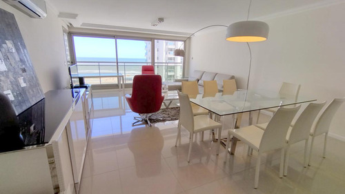 Venta Apartamento 3 Dormitorios Playa Brava Con Cochera