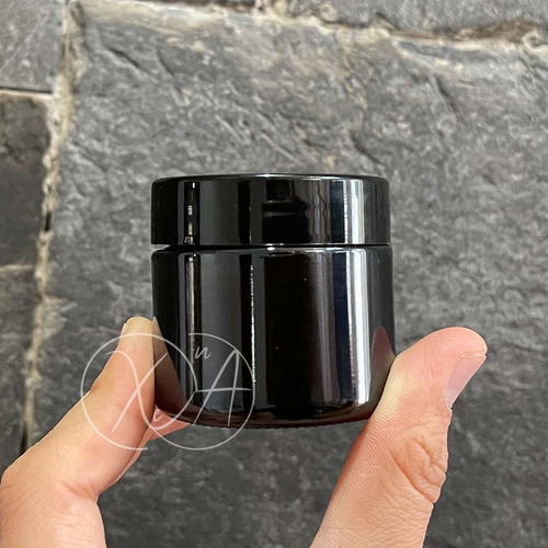 Pomadera Ámbar 2 Oz / 60 Ml Con Tapa Negra Liner 50 Pzs