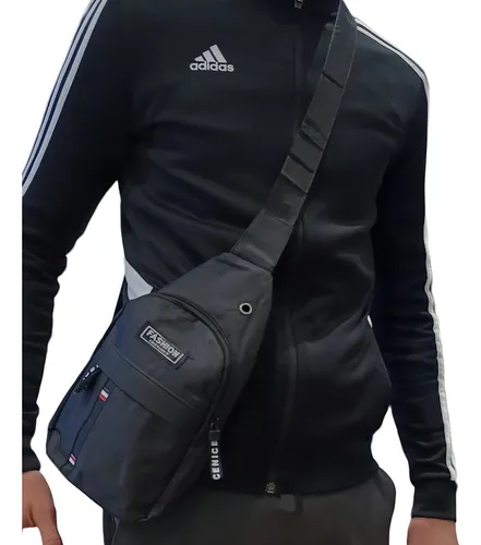 Morral Riñonera Bandolera Cruzada Deportiva Urbana Unisex Color Negro Diseño De La Tela Lisa