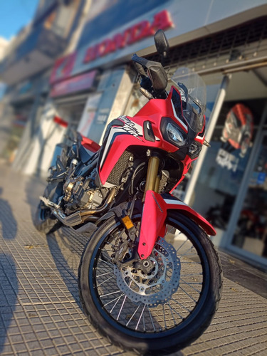 Honda Africa Twin At 1000 2017 Performance Bikes