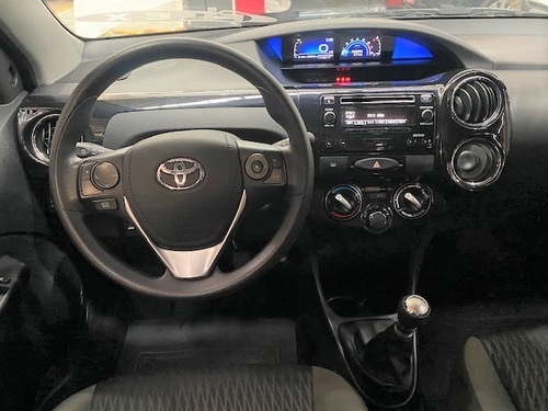 Toyota Etios 1.5 Xs