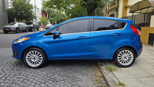 Ford Fiesta Kinetic 1.6 Titanium Powershift 120cv