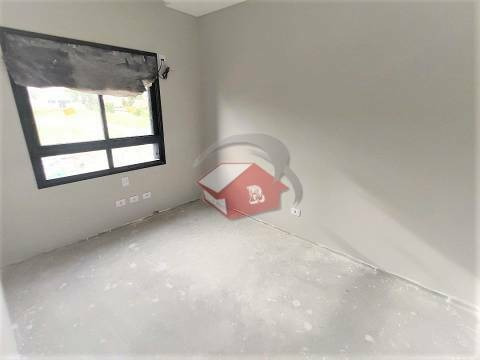 Imagem 13 de 14 de Sobrado Em Condomínio 03 Quartos Um Com Suíte E Varanda Alto