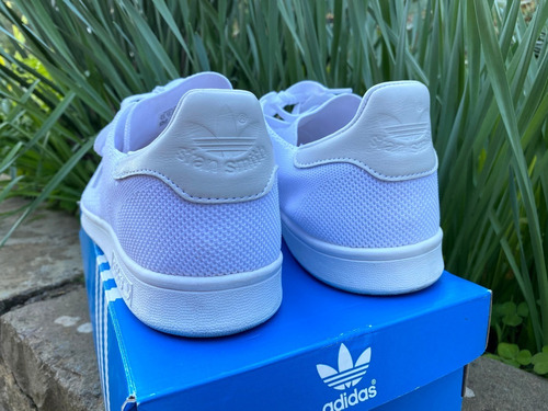 Tênis adidas Stan Smith Primeknit Tamanho 43