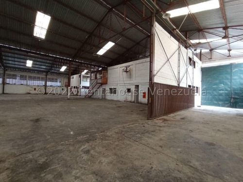 Galpon Nave Industrial Gran Tamaño 2000 Metros Doble Entrada Carga Y Descarga Pesada Area Planta Procesadora Deposito Y Oficinas Negociable Estef 24-23461