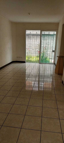 Imagen 11 de 13 de Vendo Casa De 2 Niveles En Residenciales El Prado