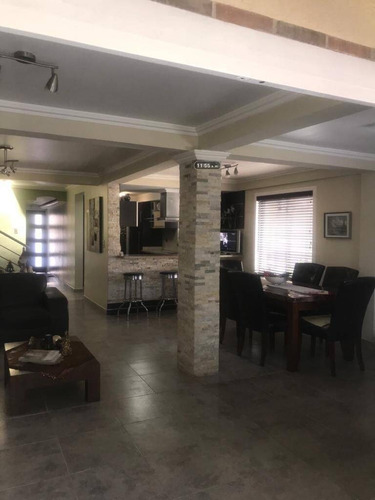 Imagen 6 de 15 de Liliana Martinez Remax Casa Quinta Residencia Villa Órense, El Rincón Cd 10554
