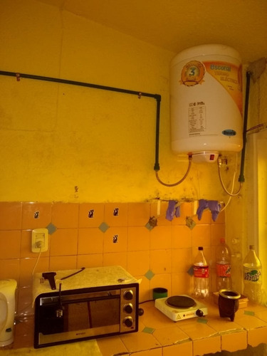 Dos Ambientes 33 M2 Muy Bajas Expensas En Constitución