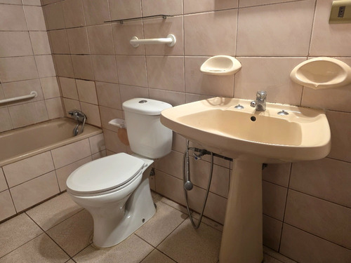 Vende Casa En Los Ángeles Condominio Villa Alemania.