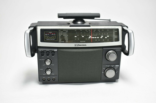 Radio Multibandas  Emerson . Sistema Megafono Incorporado
