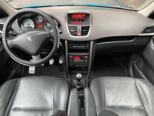 Peugeot 207 1.6 5p Féline Mt