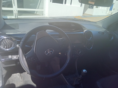 Toyota Etios 1.5 Xls