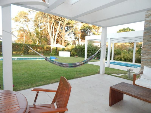 Imagen 16 de 17 de Casa En Barrio Privado - Venta (ref: Lij-5302)