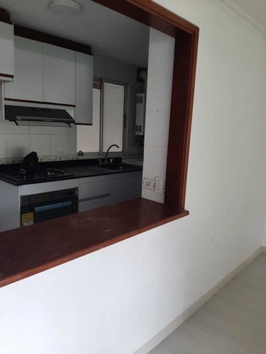 Imagen 6 de 9 de Arriendo Apartamento Barrio Santa Bárbara 2 Parqueaderos