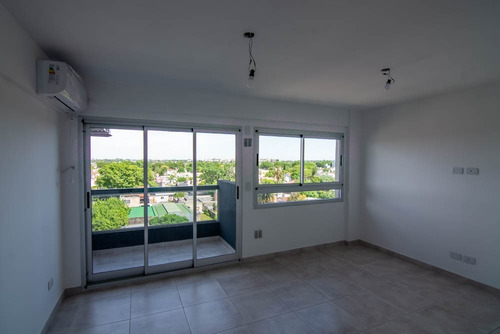 Imagen 11 de 17 de Venta Departamento Moron - Sin Comision - Entrega Inmediata