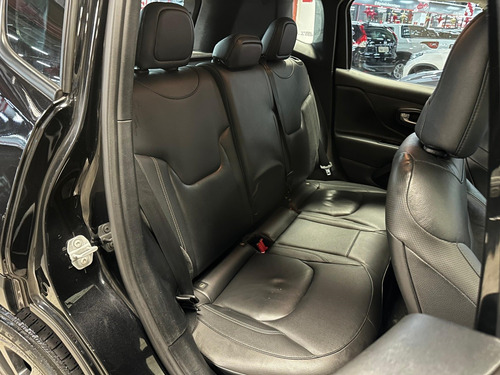 Jeep Renegade 1.8 16V FLEX LONGITUDE 4P AUTOMÁTICO