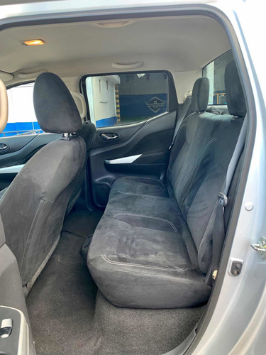 Imagen 10 de 14 de Nissan Np300 Frontier 2018 2.5 Le Aa Mt