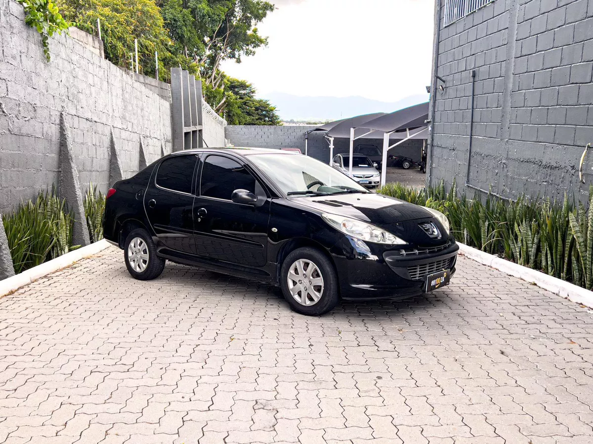 Peugeot 207 207 Passion XR 1.4 8V (flex)