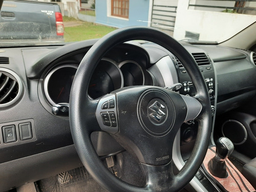 Suzuki Grand Vitara 2.0 M/t 5 Extra Full