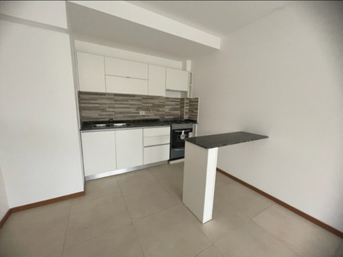 Imagen 3 de 9 de Departamentos 2 Ambientes - Venta
