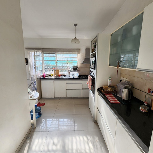 Imagen 13 de 21 de Venta Casa Malvin 4 Dormitorios (uno En Suite) Más 2 Baños Y Garaje Para 2 Autos.