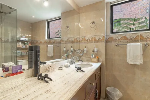 Apartamento En Arriendo/venta En Los Rosales. Cod V16569