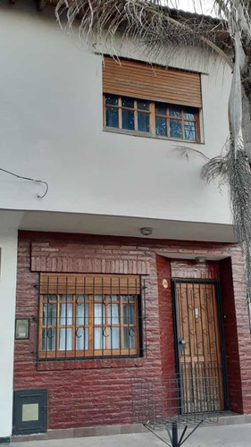 Imagen 1 de 14 de Duplex Al Frente 3 Ambientes Con Patio