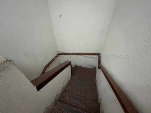 Venta Casa-galpon En Bello Monte 24-20461