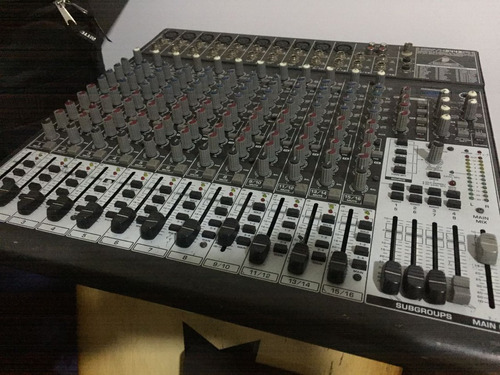 Mesa De Som Behringer 2442 Fx - Xenyx