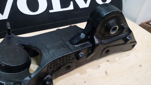 20578869 Suporte Cabine Volvo Vm Lado Esquerdo Com Bucha Ori