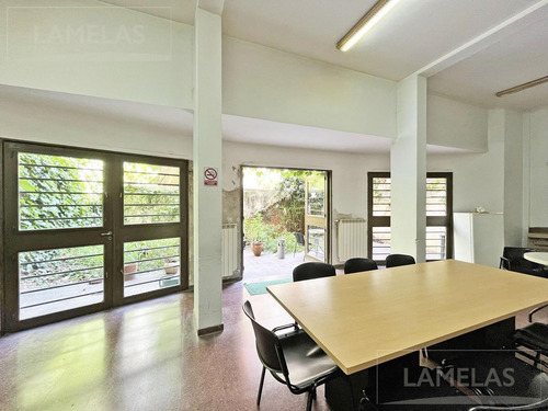 Venta Oficina En Edificio Consultorios Barrio Martin Rosario